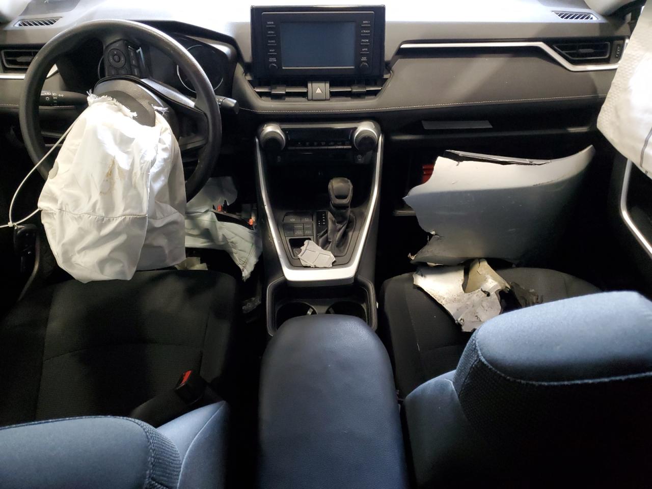 2019 Toyota RAV 4 VIN 2T3F1RFV2KW042392 Copart auction photo, biohazard/chemical / front end damage thumbnail 8