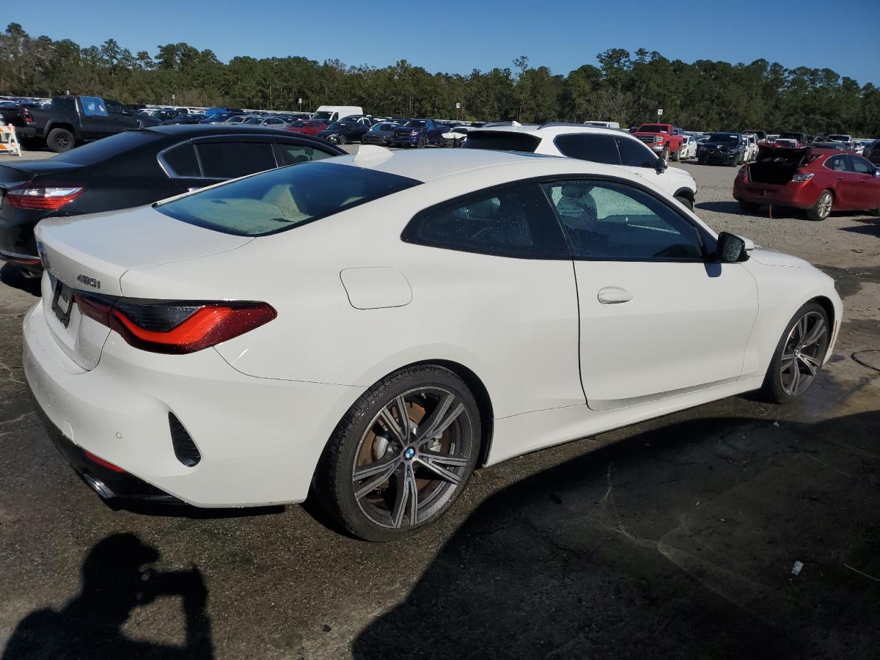 2021 BMW 4er VIN WBA53AP03MCF97965 Copart auction photo, water/flood damage thumbnail 3