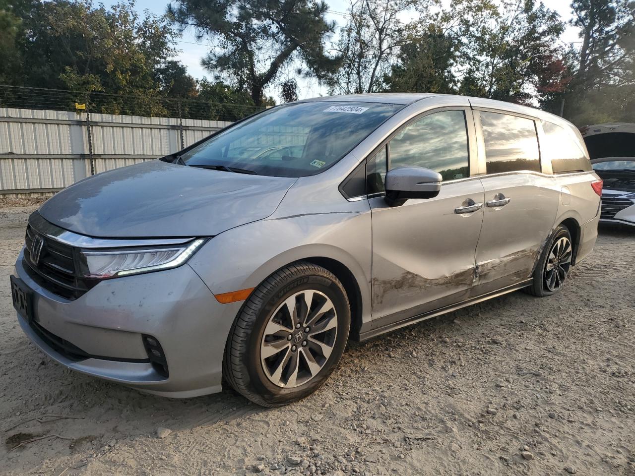 2021 Honda Odyssey VIN 5FNRL6H77MB016450