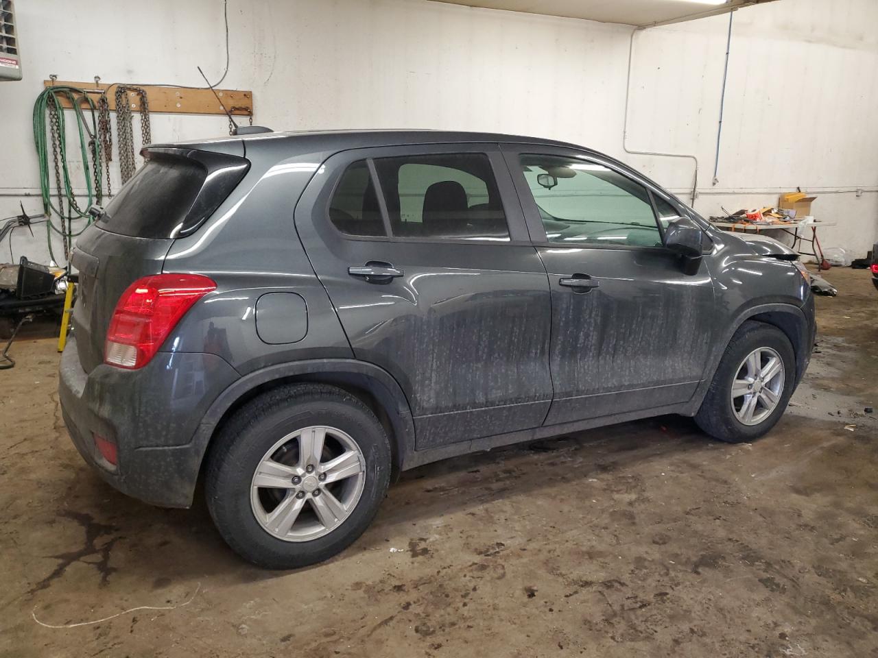 2019 Chevrolet Trax VIN 3GNCJKSB9KL294760 Copart auction photo, front end damage thumbnail 3