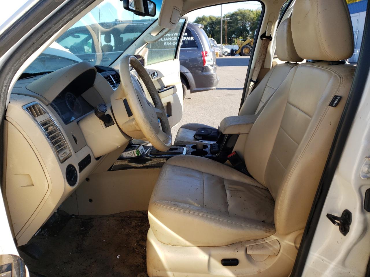 2012 Ford Escape VIN 1FMCU9EG7CKB78648 Copart auction photo, minor dent/scratches damage thumbnail 7