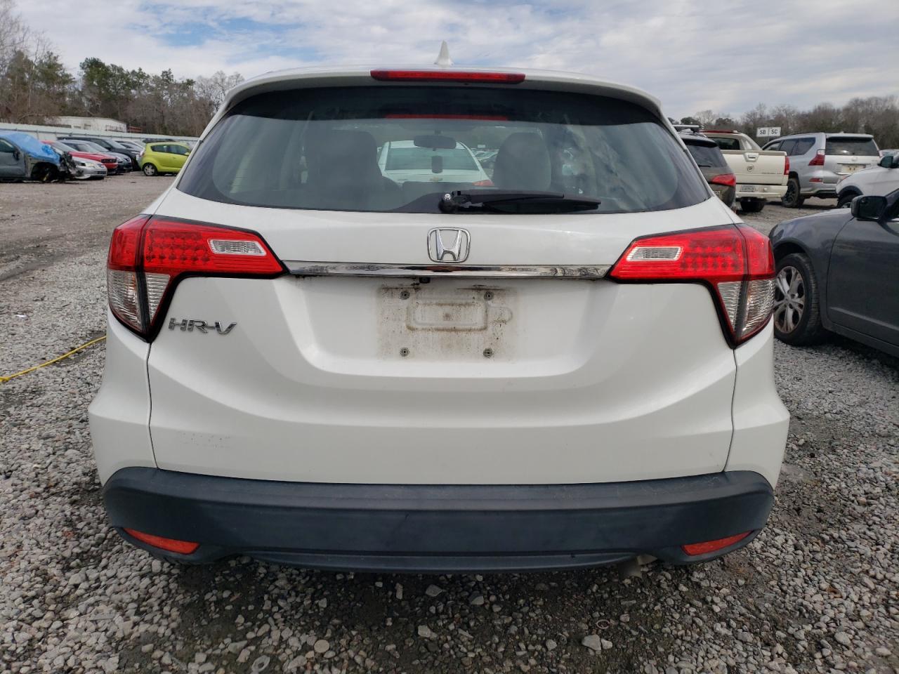2020 Honda HR-V VIN 3CZRU5H38LM716597 Copart auction photo, all over damage thumbnail 6