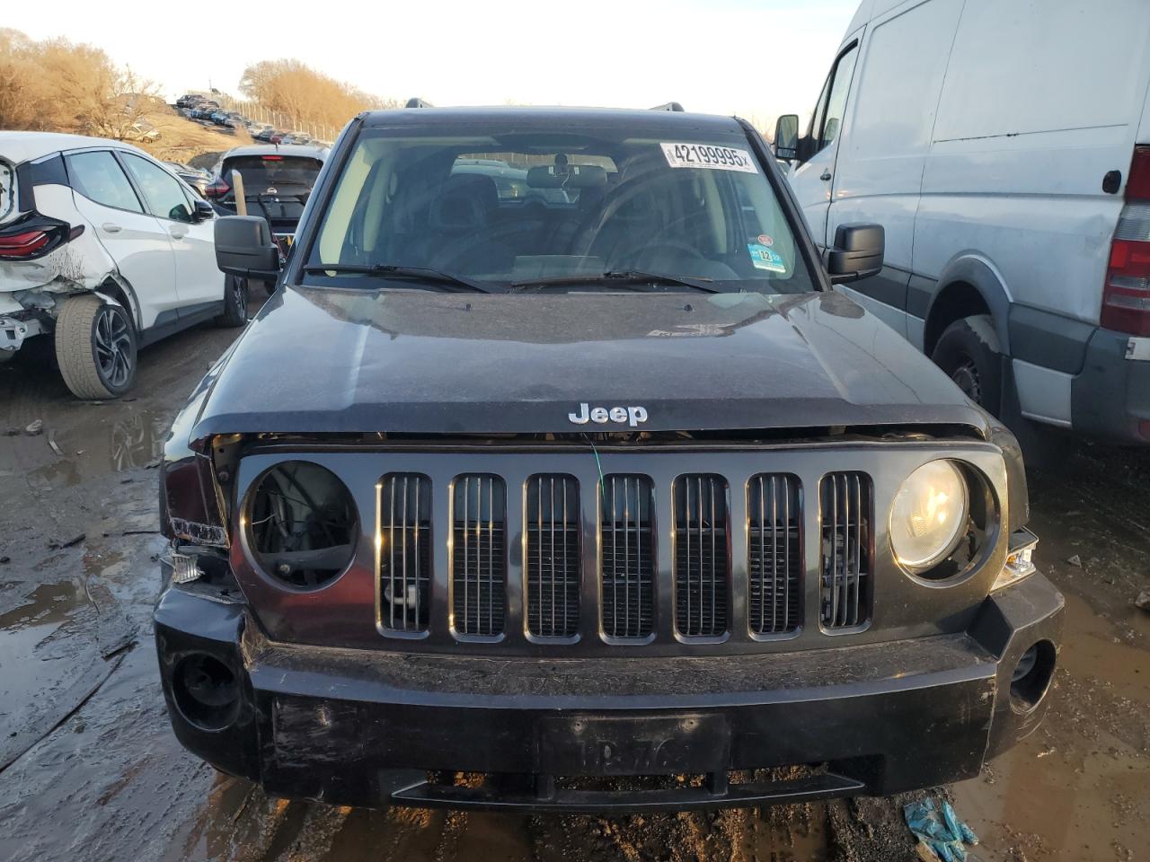 2008 Jeep Liberty (Patriot) VIN 1J8FF28W58D515554 Copart auction photo, front end damage thumbnail 5
