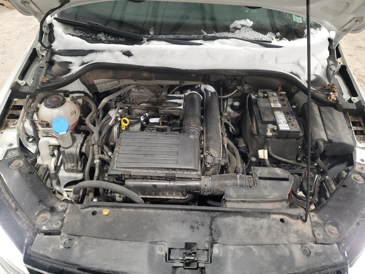 2018 Volkswagen Jetta VIN 3VWDB7AJ8JM218646 Copart auction photo, front end damage thumbnail 12