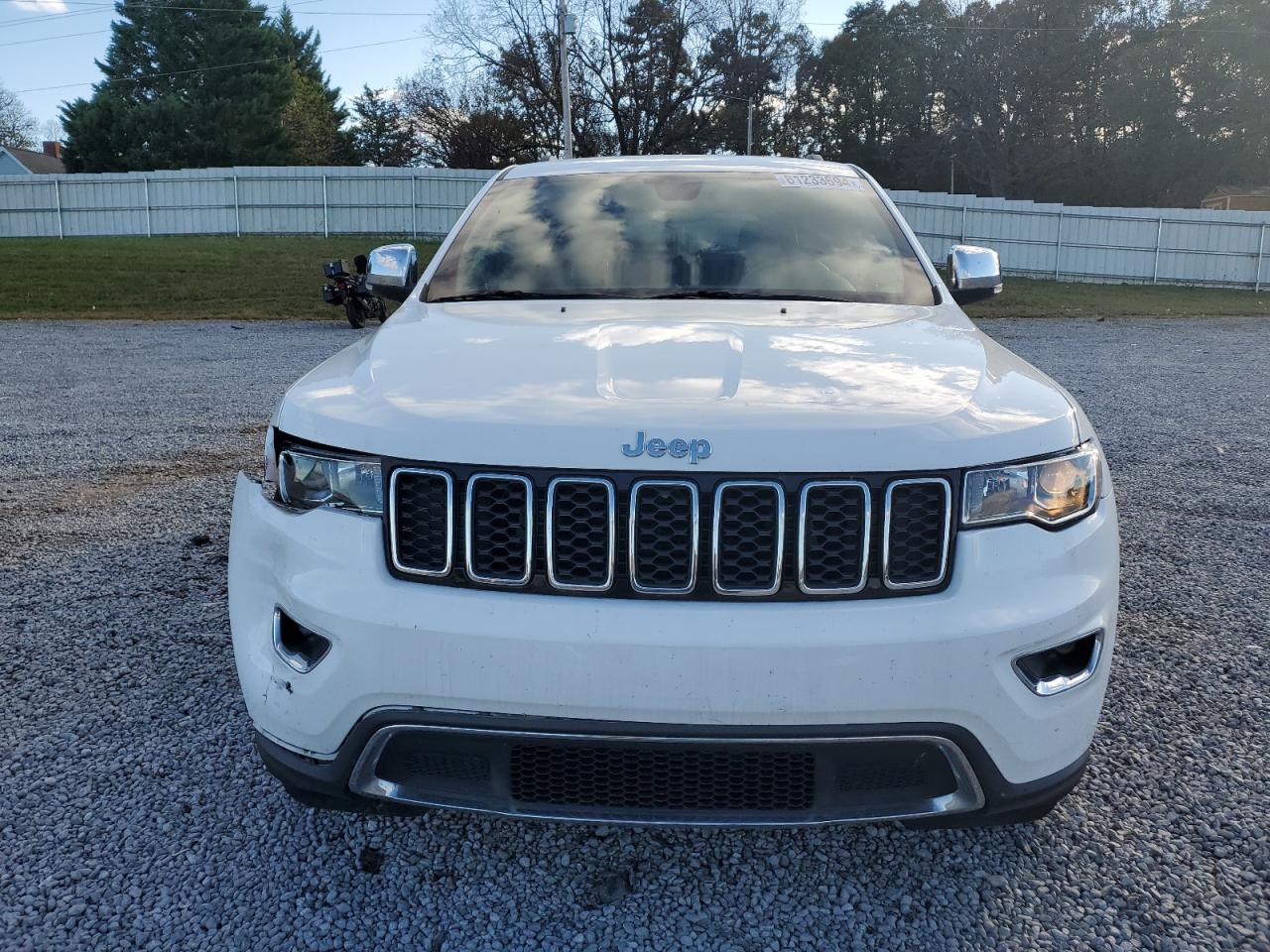2019 Jeep Grand Cherokee VIN 1C4RJEBGXKC656820 Copart auction photo, front end damage thumbnail 5