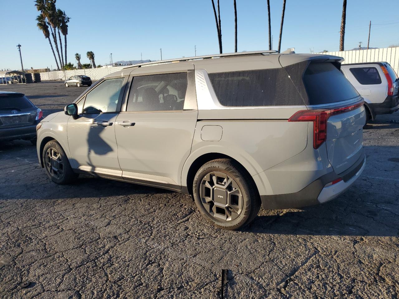 2025 KIA Carnival VIN KNDNC5KA1S6031340 Copart auction photo, side damage thumbnail 2