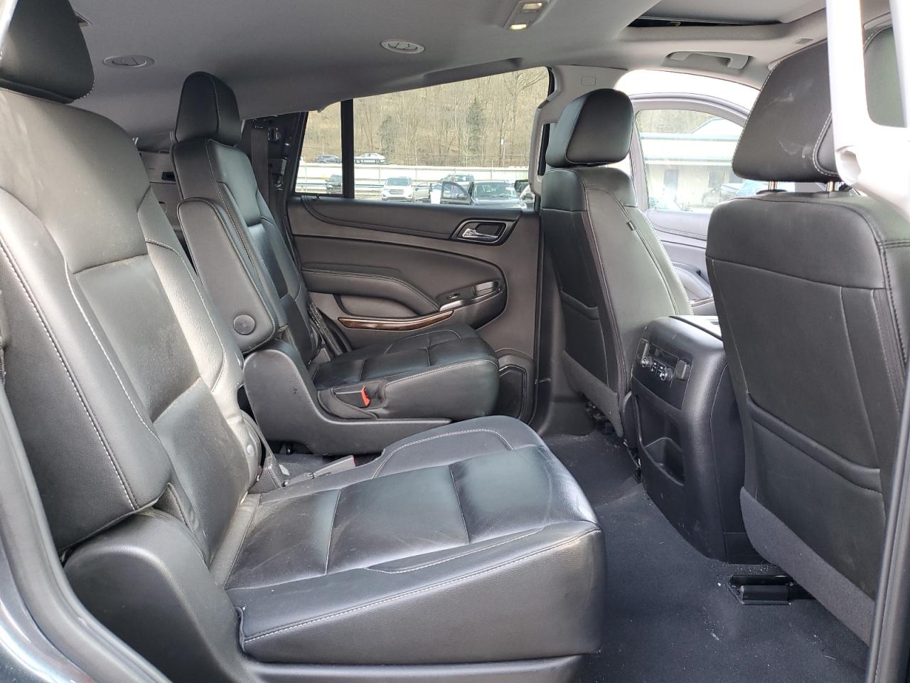 2020 Chevrolet Tahoe VIN 1GNSKBKC1LR105546 Copart auction photo, rear end damage thumbnail 11