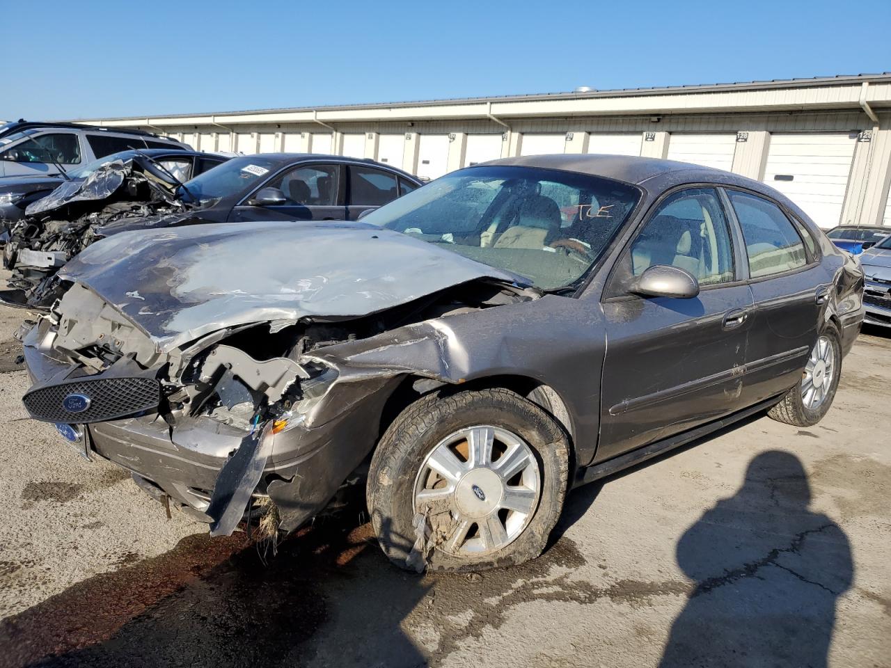 2005 Ford Taurus VIN 1FAFP56225A256109