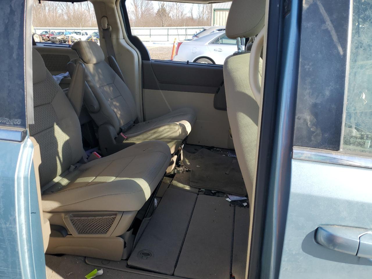 2010 Chrysler Town & Country VIN 2A4RR5D15AR153049 Copart auction photo, rollover damage thumbnail 11