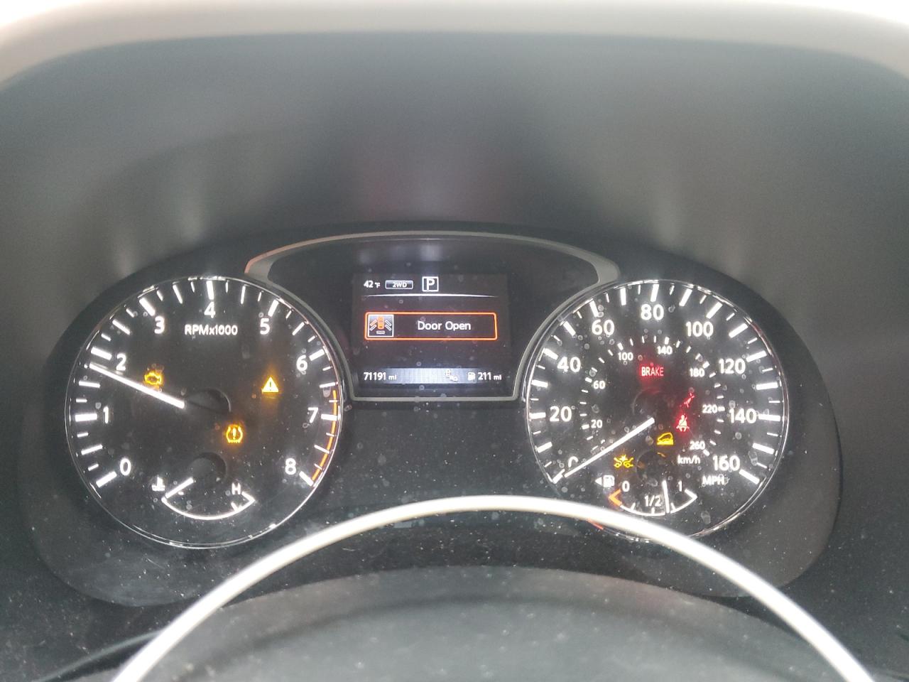2017 Nissan Pathfinder VIN 5N1DR2MM5HC636791 Copart auction photo, front end / minor dent/scratches damage thumbnail 9