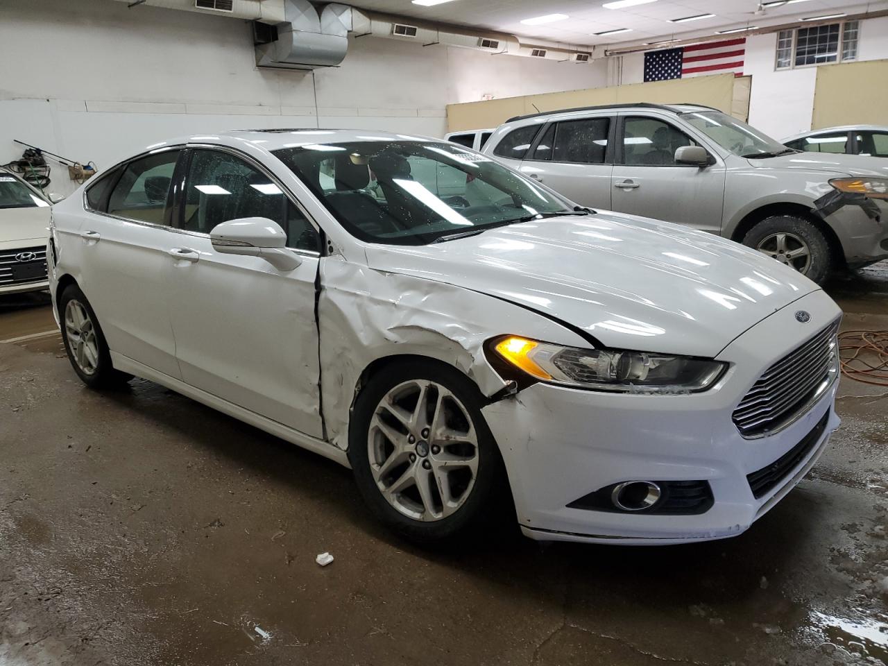 2014 Ford Fusion VIN 3FA6P0HD2ER130436 Copart auction photo, side / rear end damage thumbnail 4