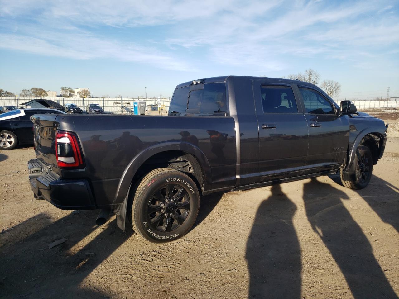 2022 RAM 3500 VIN 3C63R3PL7NG314422 Copart auction photo, front end / side damage thumbnail 3