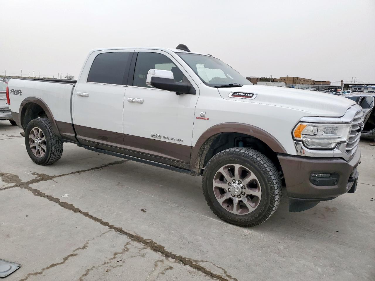 2020 RAM 2500 VIN 3C6UR5GL4LG148857 Copart auction photo, side damage thumbnail 4