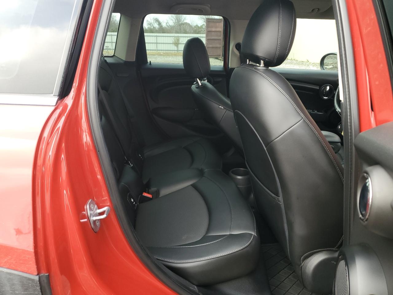 2015 MINI Cooper VIN WMWXS5C56FT837823 Copart auction photo, normal wear / mechanical damage thumbnail 10