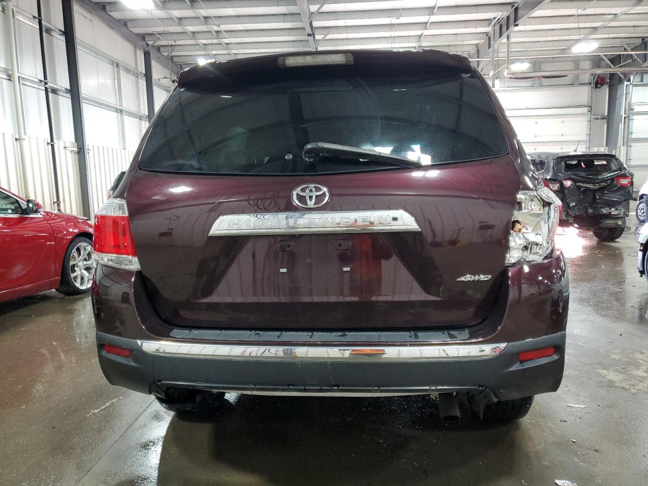 2011 Toyota Highlander VIN 5TDBK3EH5BS071715 Copart auction photo, front end / side damage thumbnail 6