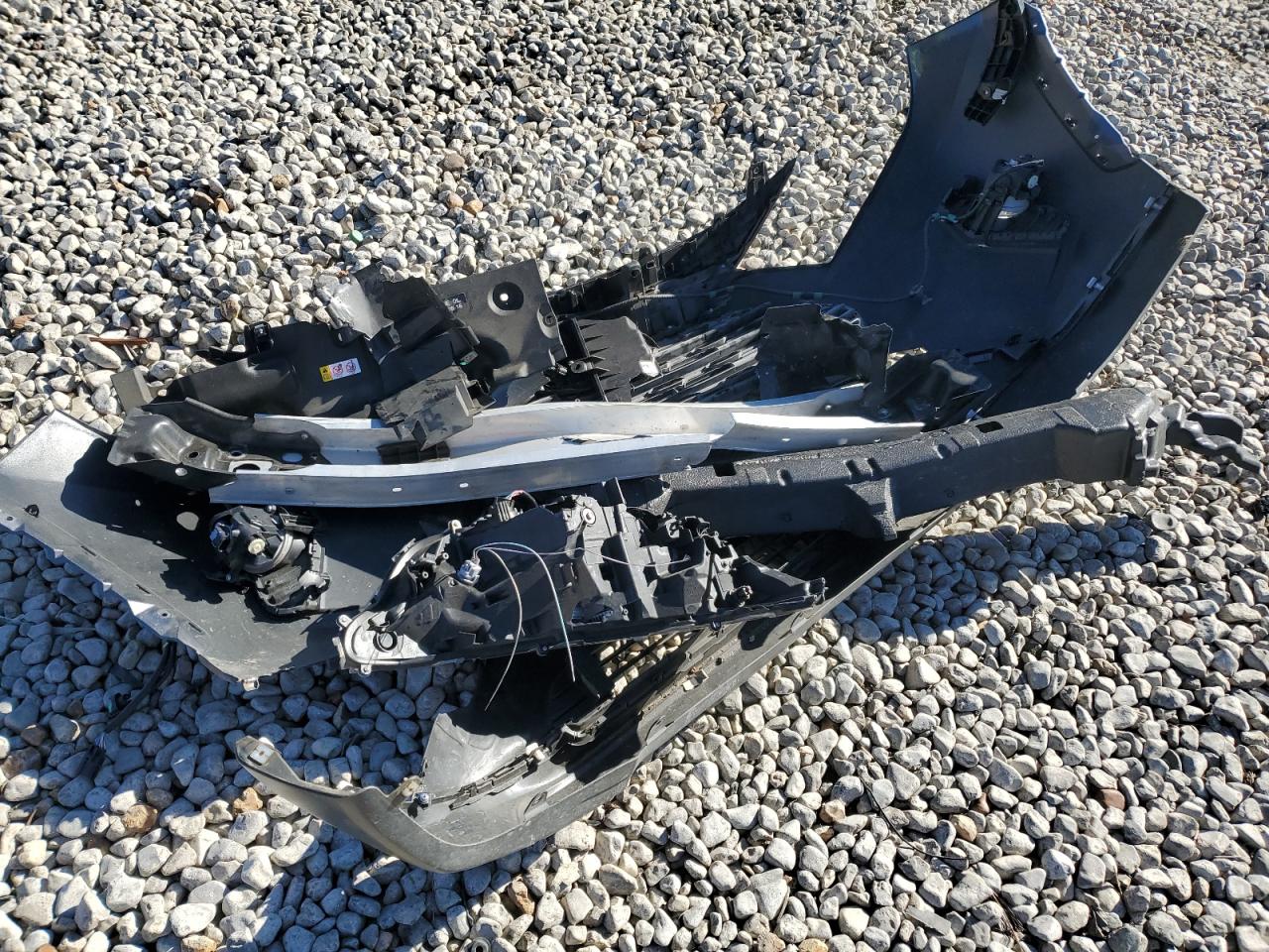 2019 Toyota RAV 4 VIN JTMC1RFV3KD020711 Copart auction photo, front end / all over damage thumbnail 13