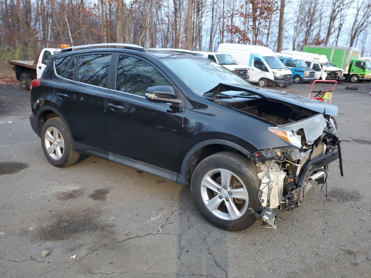 2014 Toyota RAV 4 VIN 2T3WFREV9EW075560 Copart auction photo, front end / side damage thumbnail 4