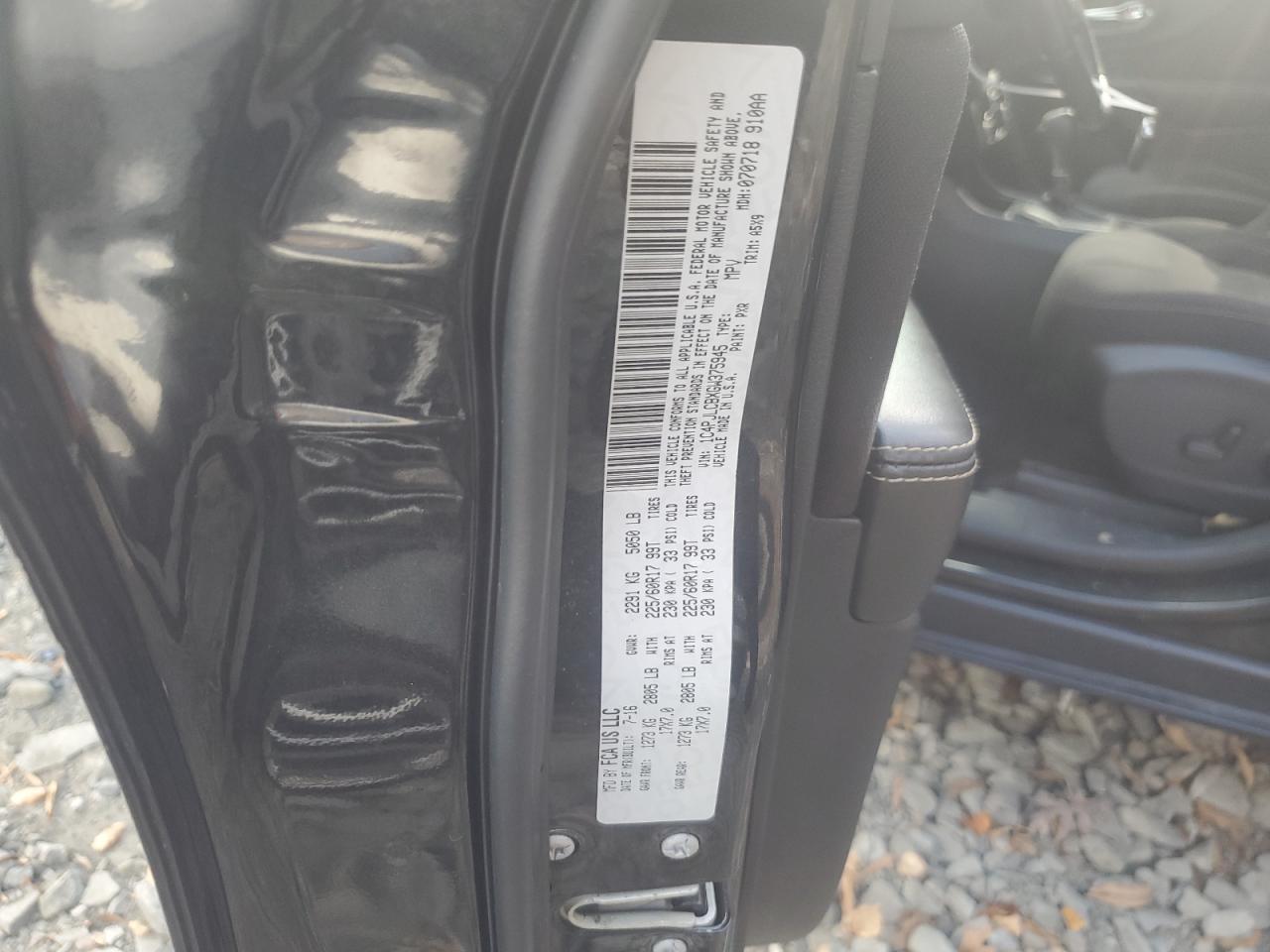 2016 Jeep Grand Cherokee VIN 1C4PJLCBXGW375945 Copart auction photo, front end / side damage thumbnail 15
