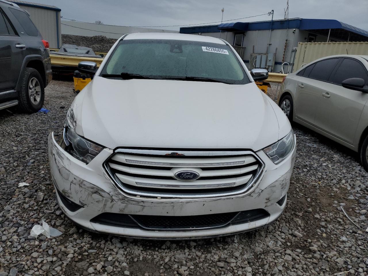 2017 Ford Taurus VIN 1FAHP2F83HG102439 Copart auction photo, front end damage thumbnail 5