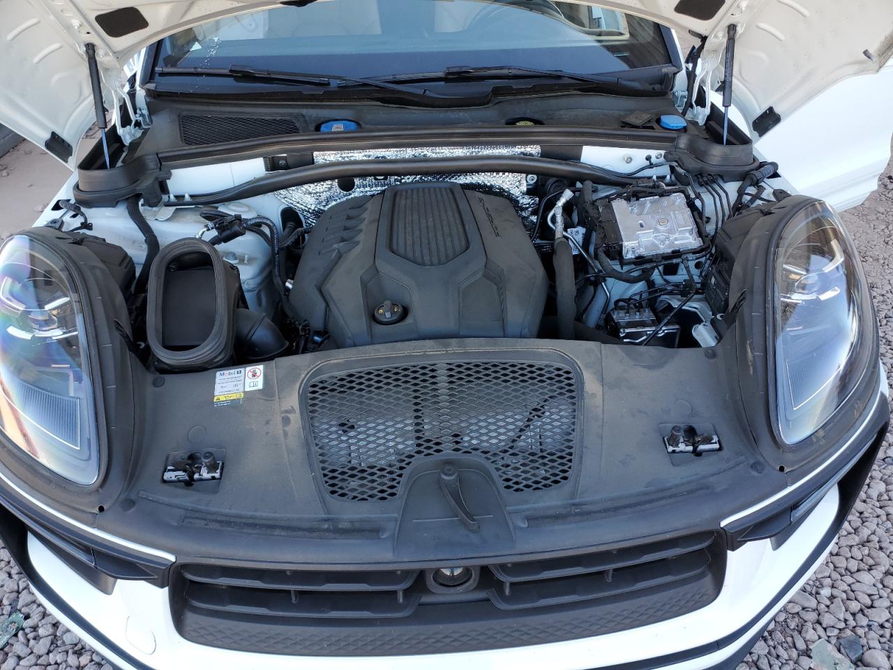 2024 Porsche Macan VIN WP1AA2A57RLB00310 Copart auction photo, side damage thumbnail 11