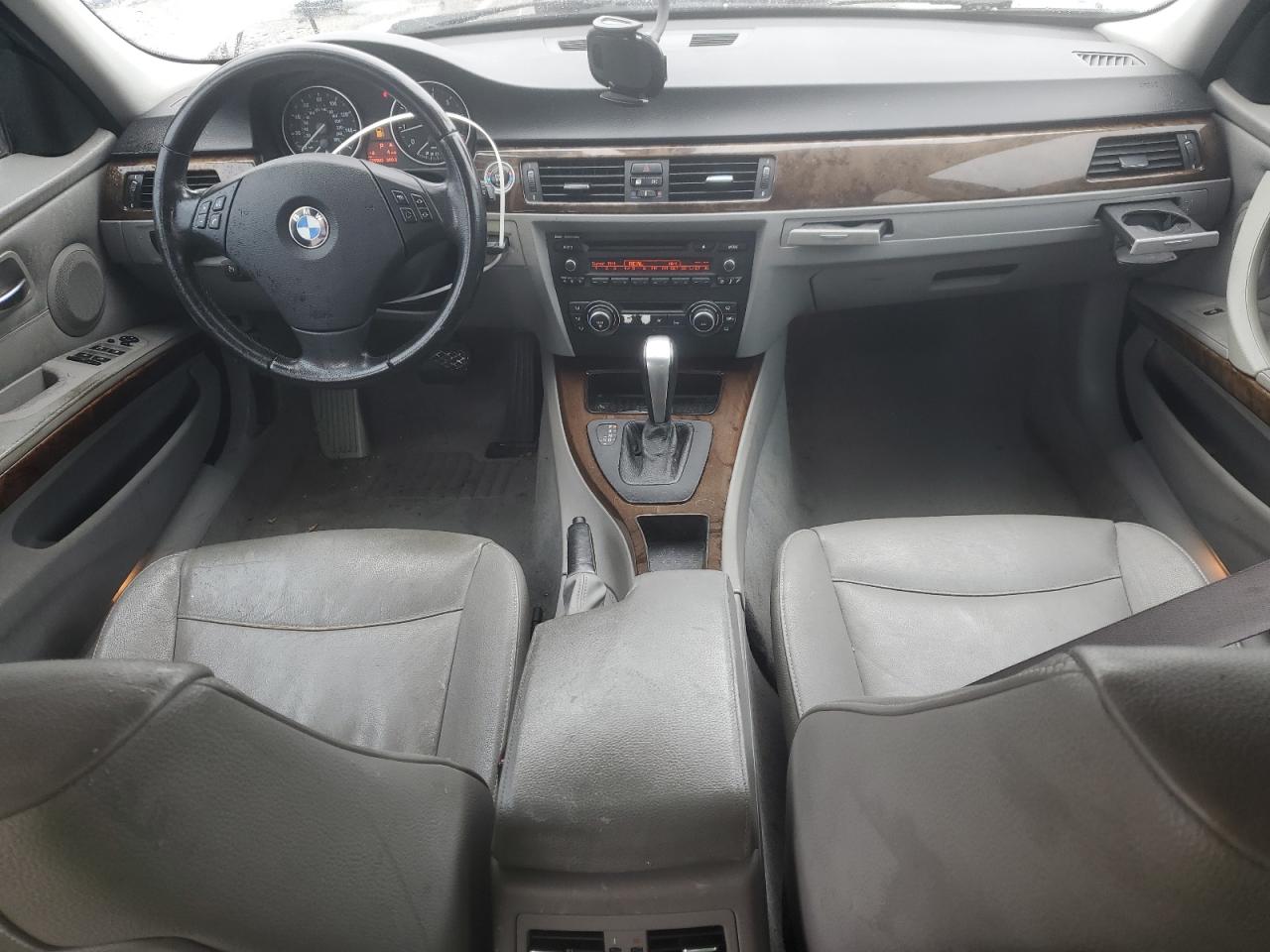 2010 BMW 3er VIN WBAPH5G50ANM34958 Copart auction photo, minor dent/scratches damage thumbnail 8