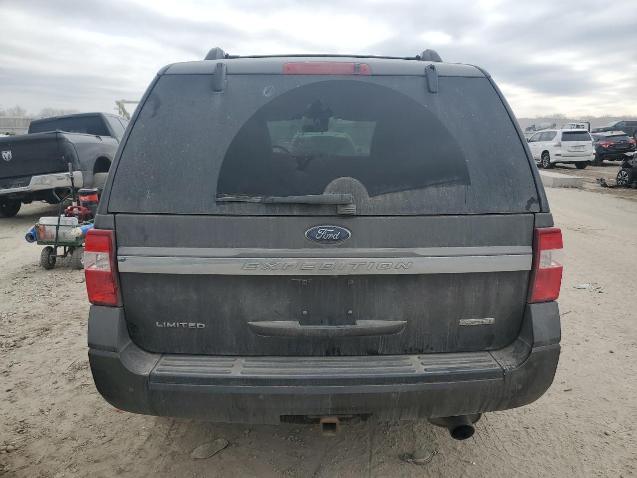 2017 Ford Expedition VIN 1FMJU2AT6HEA83165 Copart auction photo, front end damage thumbnail 6