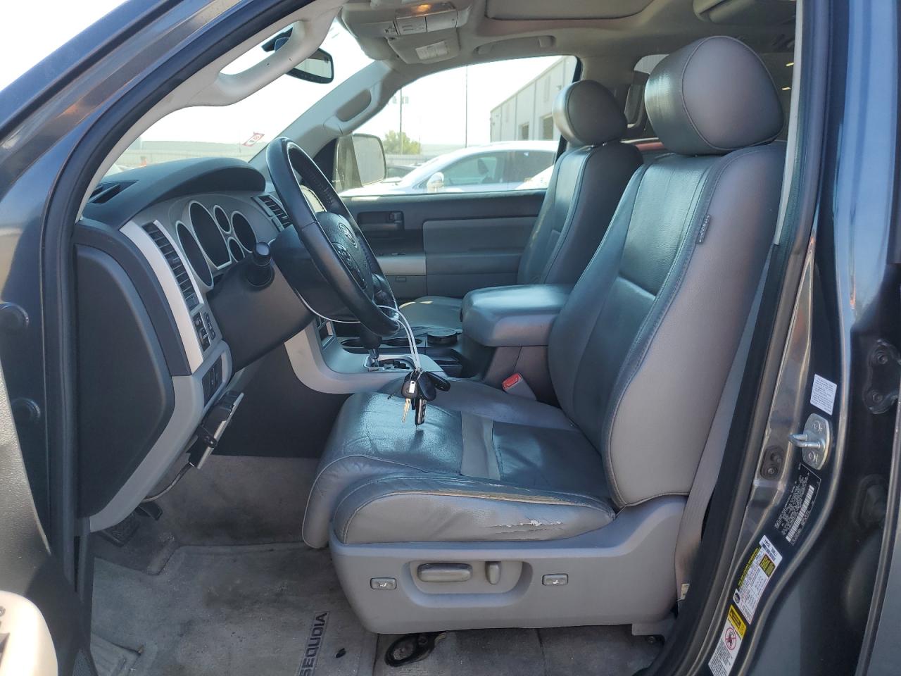 2008 Toyota Sequoia VIN 5TDBY64A78S014316 Copart auction photo, minor dent/scratches / mechanical damage thumbnail 7