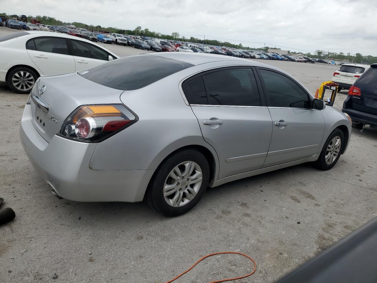 2011 Nissan Altima VIN 1N4AL2AP2BN440932 Copart auction photo, normal wear damage thumbnail 3