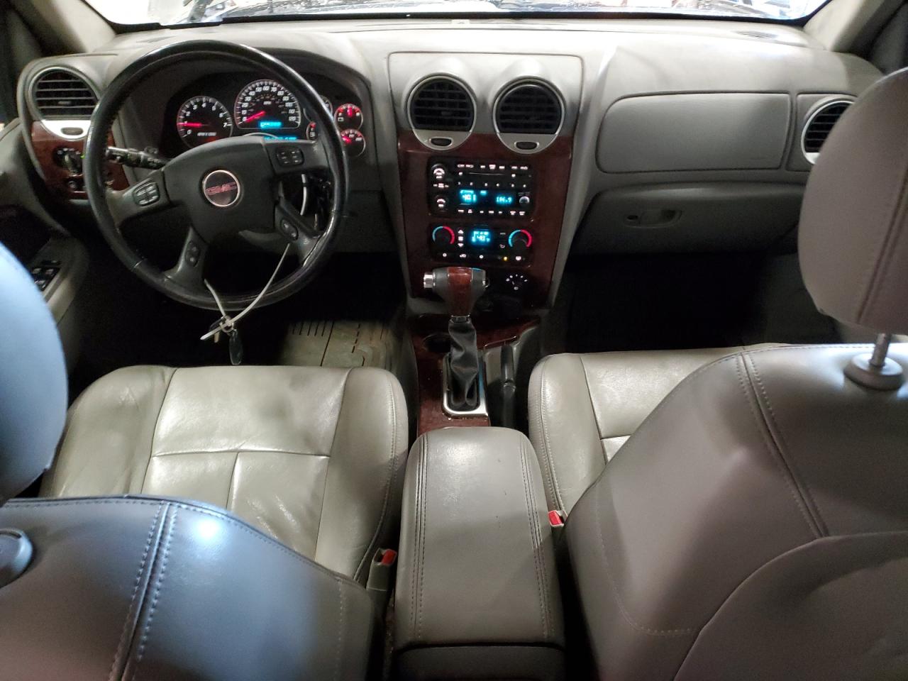 2005 GMC Envoy VIN 1GKET12S556196494 Copart auction photo, front end / side damage thumbnail 8