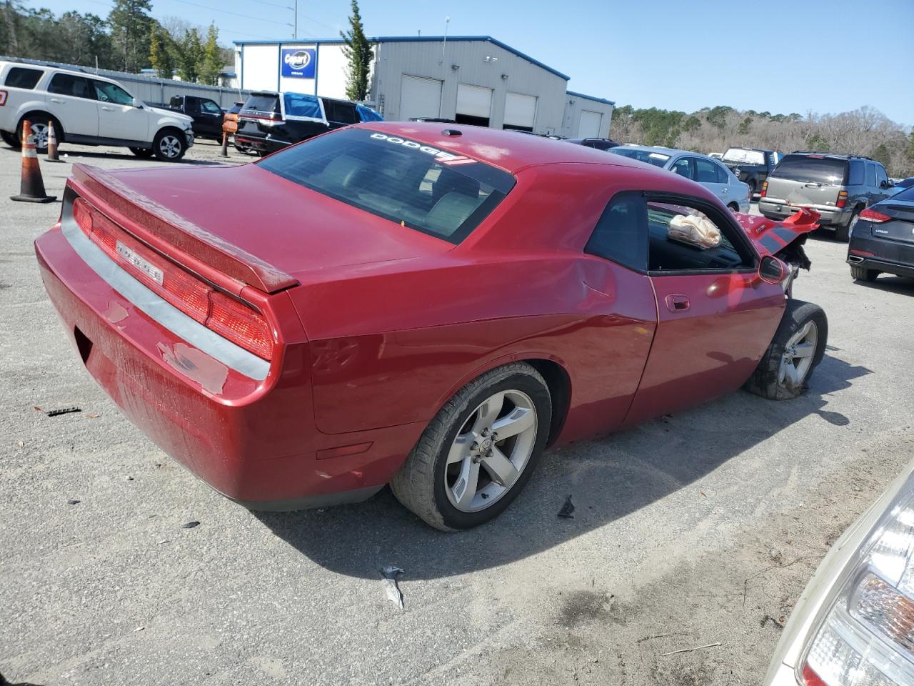 2010 Dodge Challenger VIN 2B3CJ5DT3AH111541 Copart auction photo, front end damage thumbnail 3