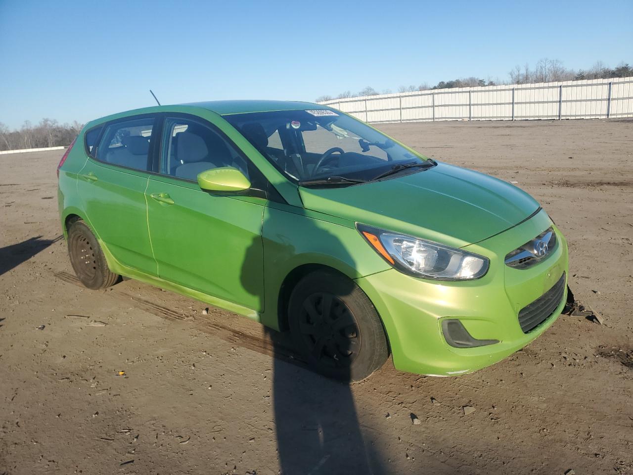 2014 Hyundai Accent VIN KMHCT5AE8EU194235 Copart auction photo, side / front end damage thumbnail 4