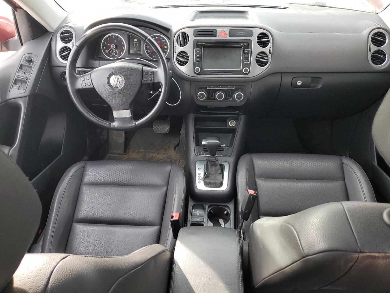2010 Volkswagen Tiguan VIN WVGAV7AX3AW001762 Copart auction photo, damage history / mechanical damage thumbnail 8