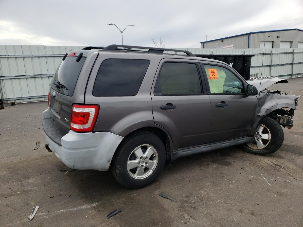 2010 Ford Escape VIN 1FMCU9DG8AKD15627 Copart auction photo, front end / side damage thumbnail 3