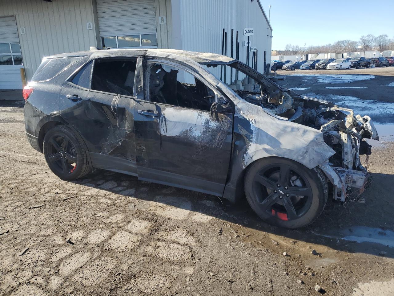 2019 Chevrolet Equinox VIN 2GNAXLEX8K6299777 Copart auction photo, front end / burn damage thumbnail 4