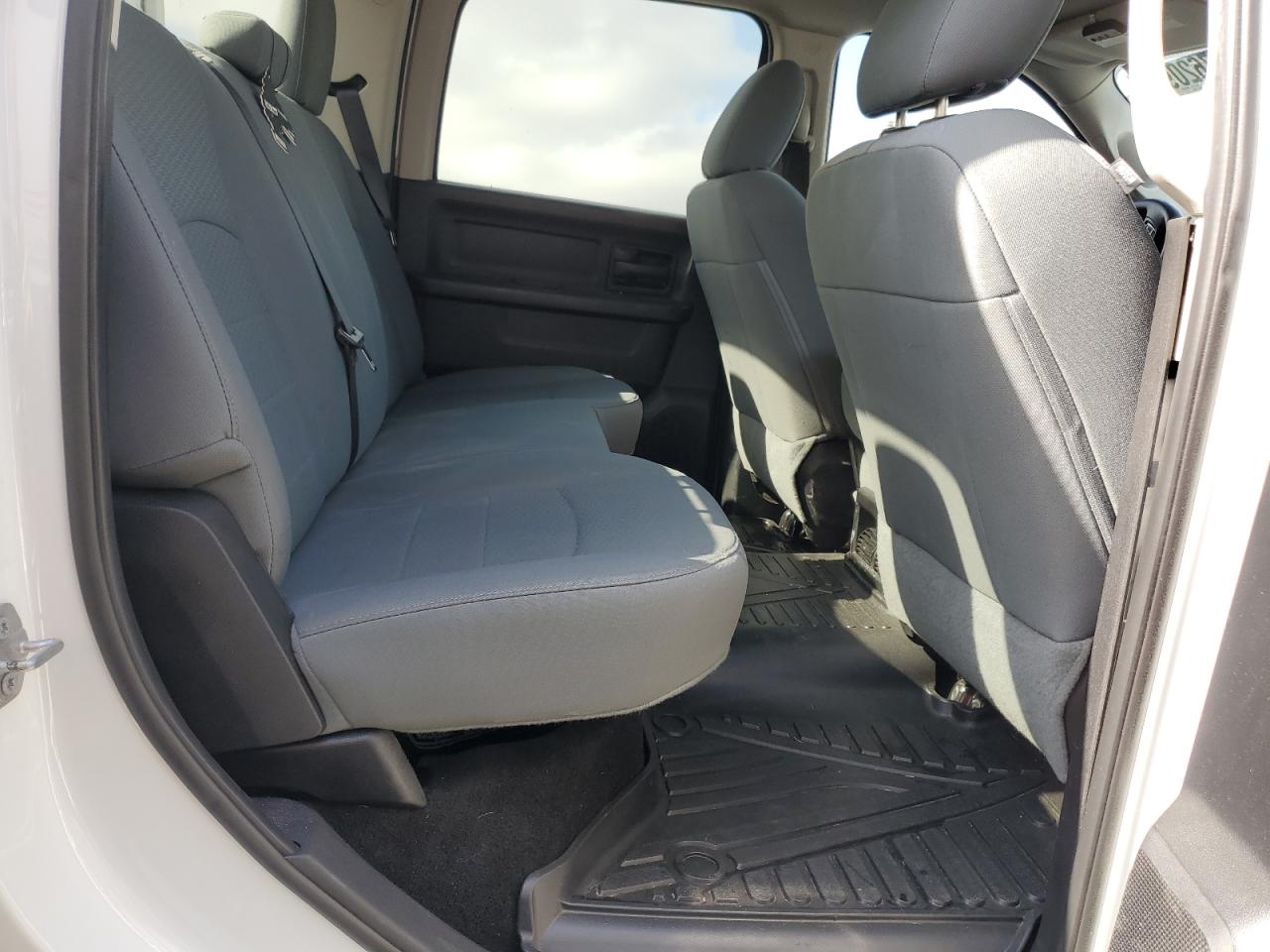 2016 RAM 3500 VIN 3C63RRGL3GG105409 Copart auction photo, front end damage thumbnail 11