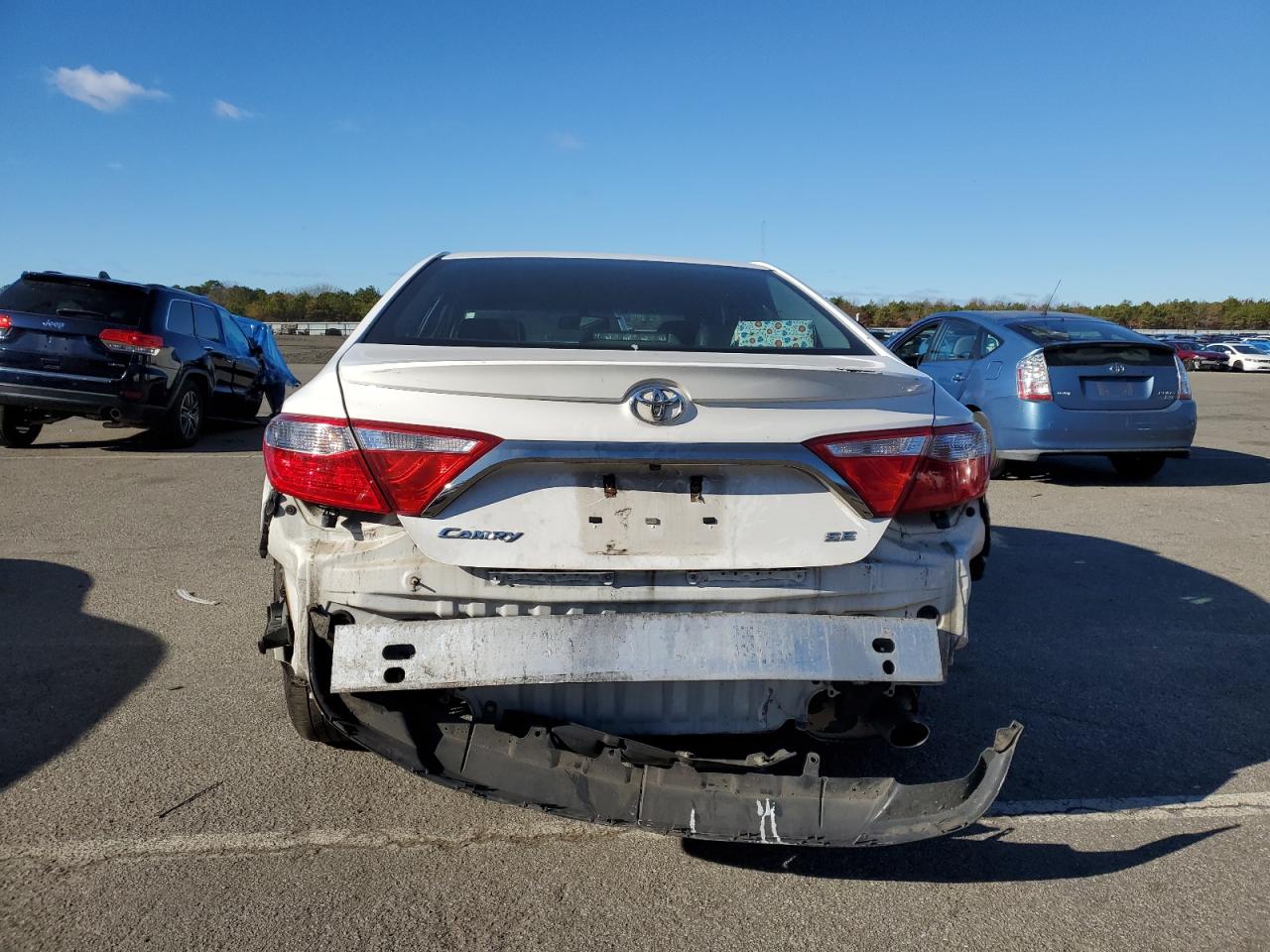2016 Toyota Camry VIN 4T1BF1FK7GU519020 Copart auction photo, side / rear end damage thumbnail 6
