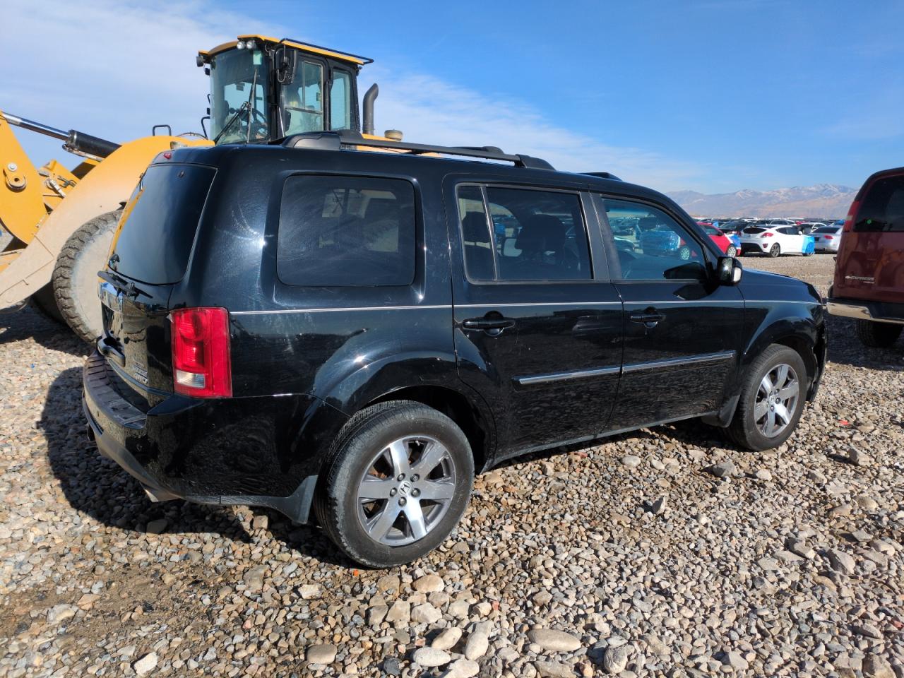2015 Honda Pilot VIN 5FNYF4H90FB001185 Copart auction photo, front end damage thumbnail 3