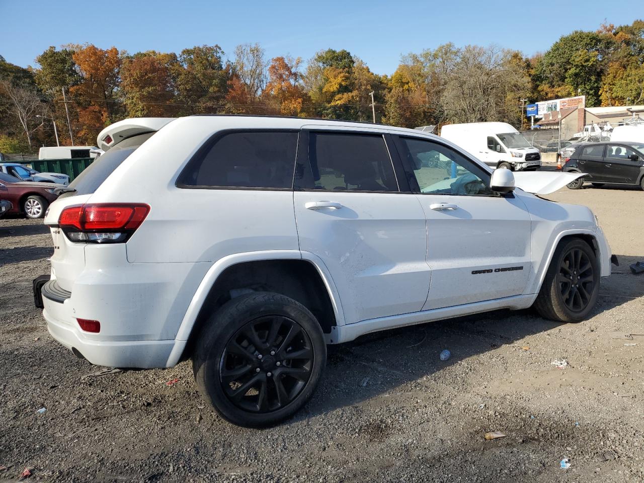 2018 Jeep Grand Cherokee VIN 1C4RJFAG5JC465988 Copart auction photo, front end damage thumbnail 3
