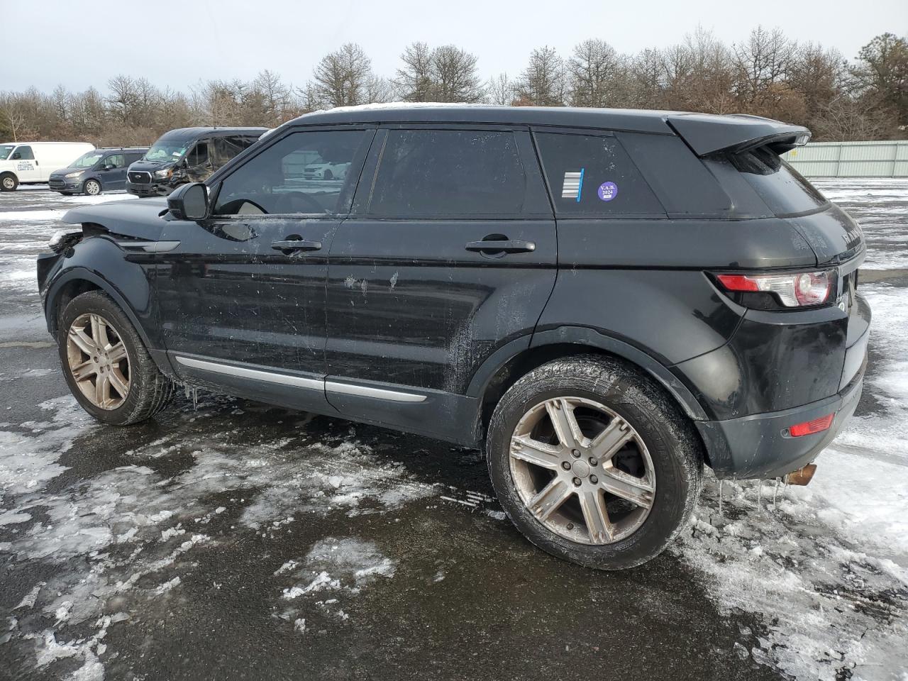 2015 Land Rover Range Rover VIN SALVP2BG1FH024544 Copart auction photo, front end / normal wear damage thumbnail 2