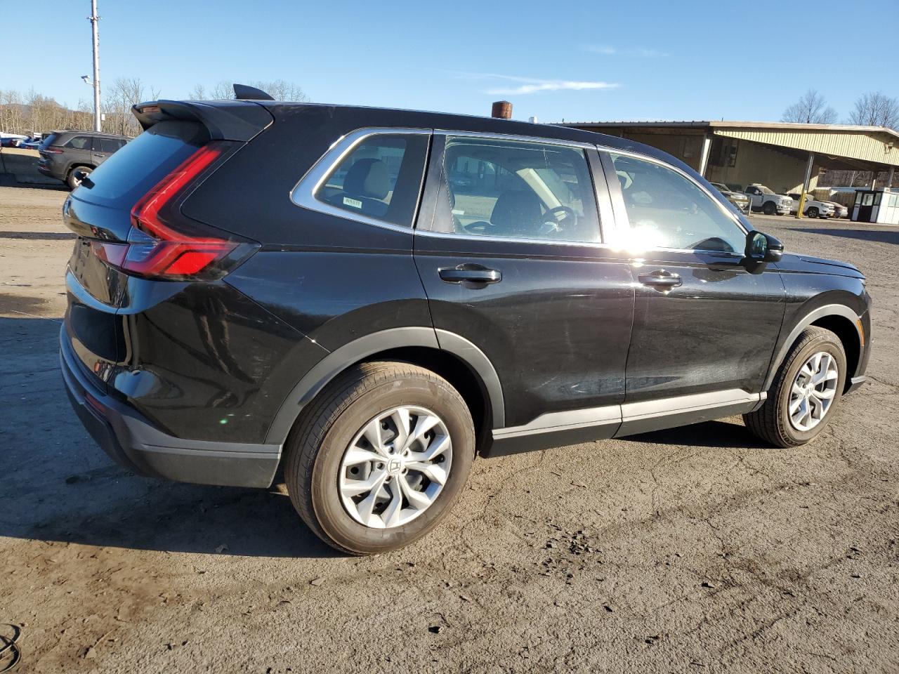 2023 Honda CR-V VIN 7FARS4H29PE020763 Copart auction photo, front end / minor dent/scratches damage thumbnail 3