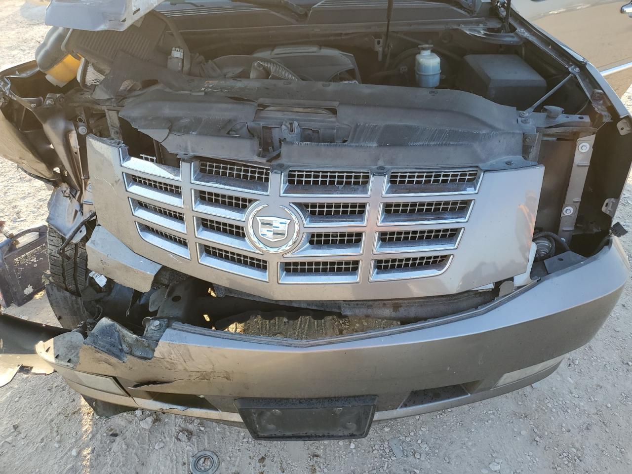 2011 Cadillac Escalade VIN 1GYS3AEF9BR286636 Copart auction photo, front end damage thumbnail 12