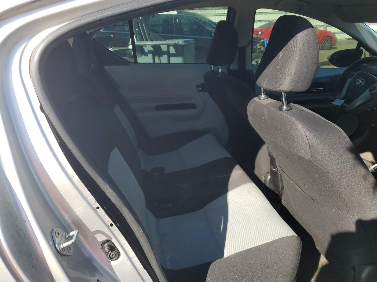 2012 Toyota Prius VIN JTDKDTB32C1015555 Copart auction photo, front end damage thumbnail 11