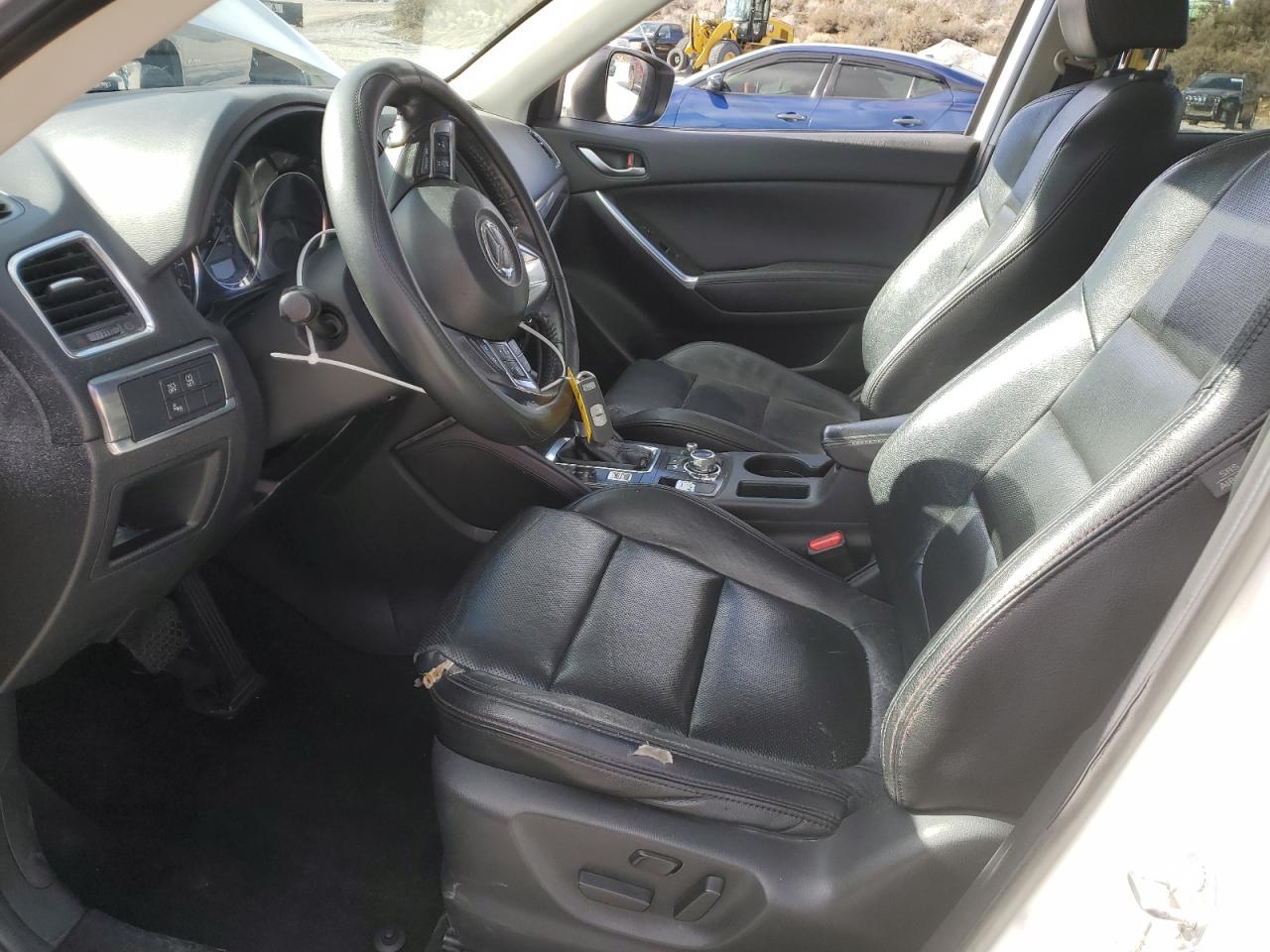 2016 Mazda CX-5 VIN JM3KE4DY3G0672069 Copart auction photo, side / front end damage thumbnail 7