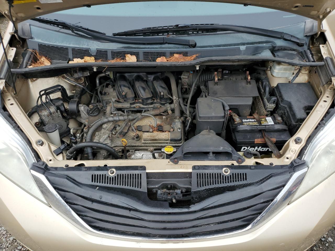 2011 Toyota Sienna VIN 5TDJK3DC9BS021563 Copart auction photo, undercarriage / rear end damage thumbnail 12