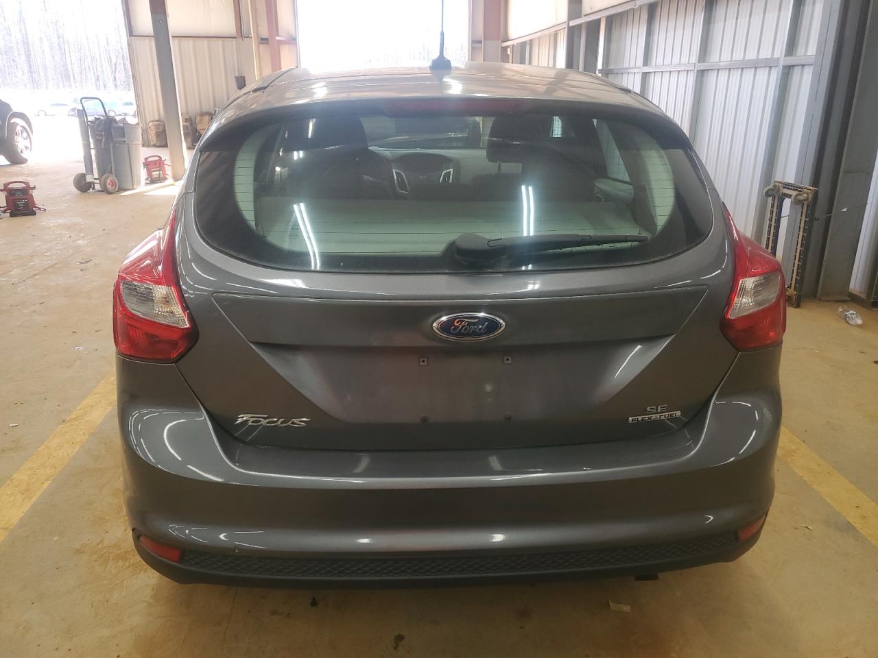 2014 Ford Focus VIN 1FADP3K29EL435737 Copart auction photo, front end / minor dent/scratches damage thumbnail 6