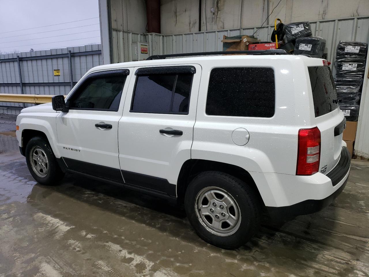 2016 Jeep Liberty (Patriot) VIN 1C4NJPBA0GD702677 Copart auction photo, front end / hail damage thumbnail 2