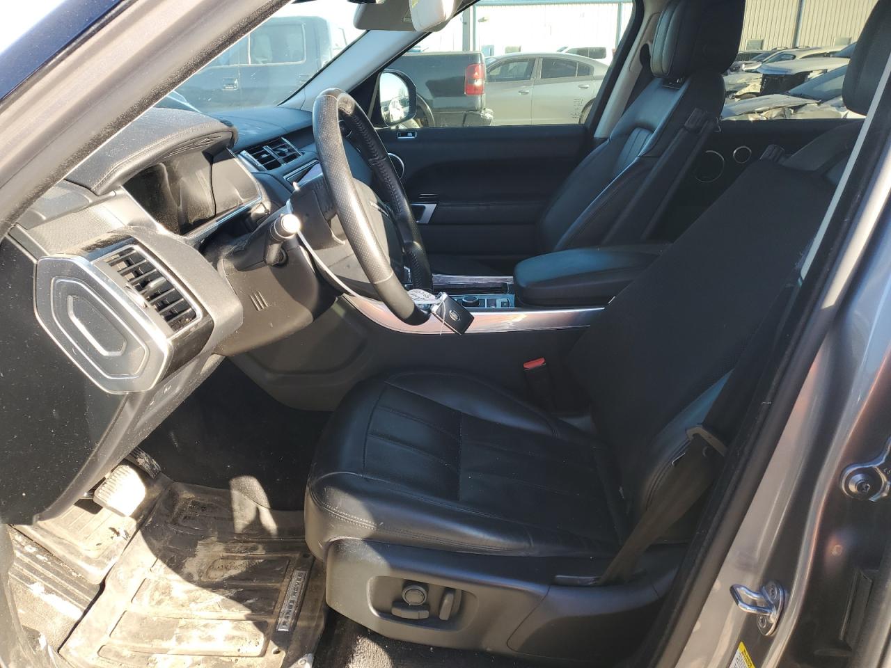 2020 Land Rover Range Rover VIN SALWR2SU1LA717879 Copart auction photo, undercarriage / front end damage thumbnail 7