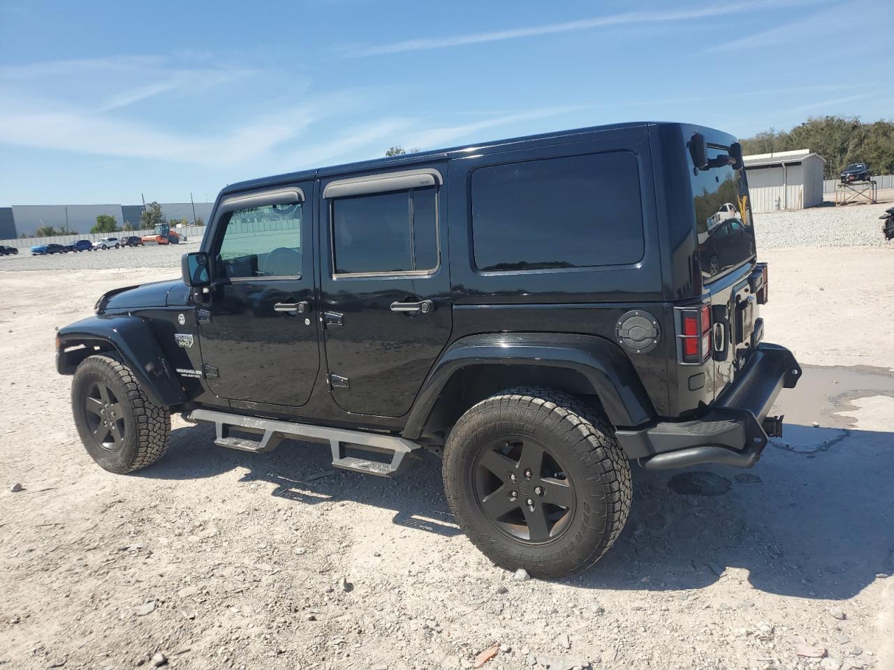 2012 Jeep Wrangler VIN 1C4BJWFG9CL198433 Copart auction photo, minor dent/scratches damage thumbnail 2