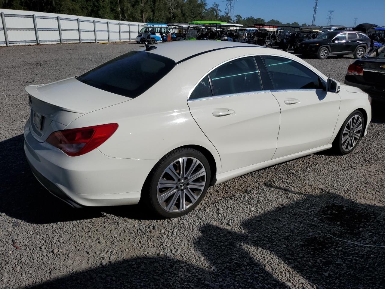 2018 Mercedes-Benz CLA-klasse VIN WDDSJ4EB8JN540939 Copart auction photo, minor dent/scratches damage thumbnail 3