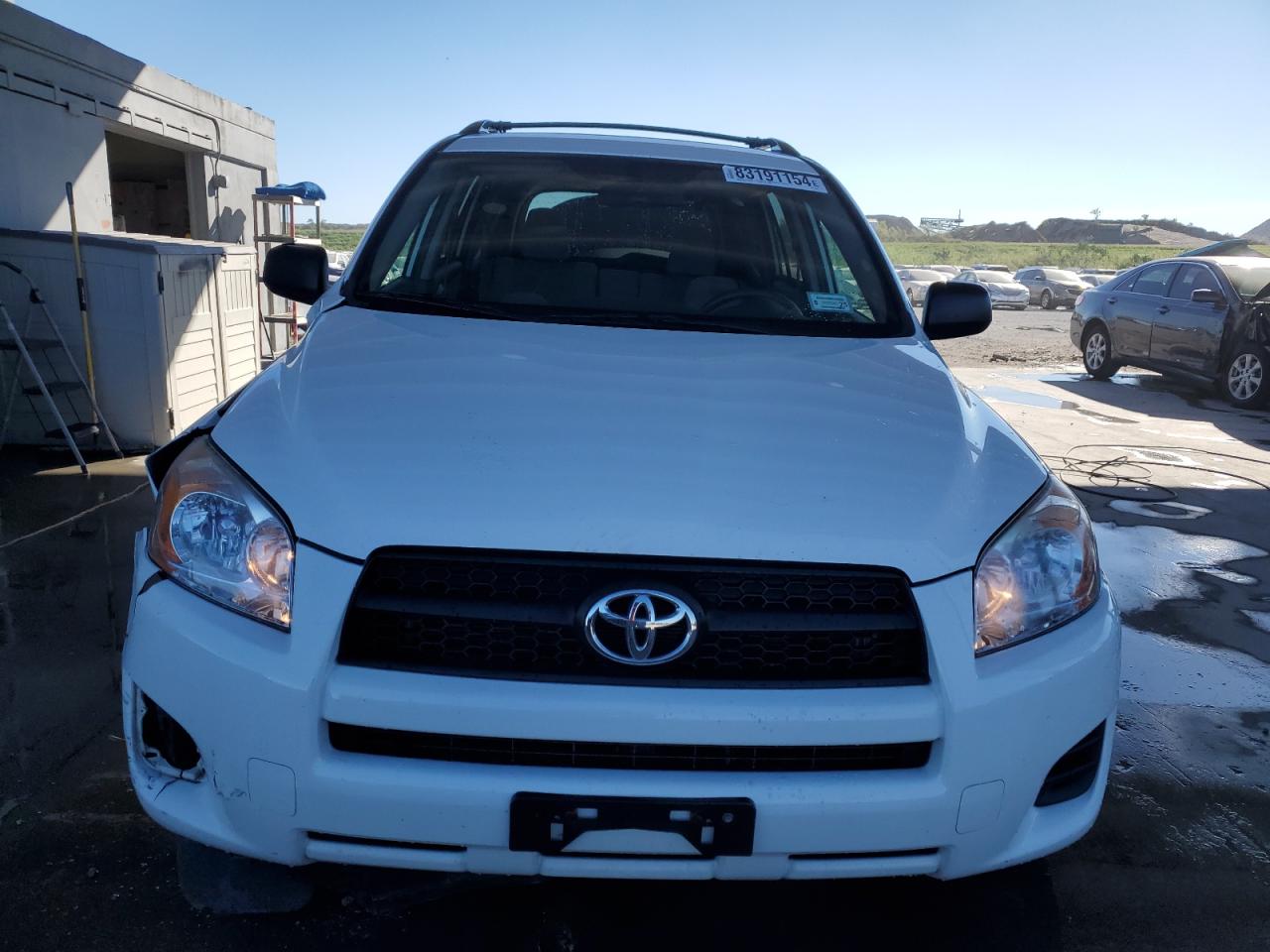 2011 Toyota RAV 4 VIN 2T3ZF4DV5BW090649 Copart auction photo, front end / minor dent/scratches damage thumbnail 5